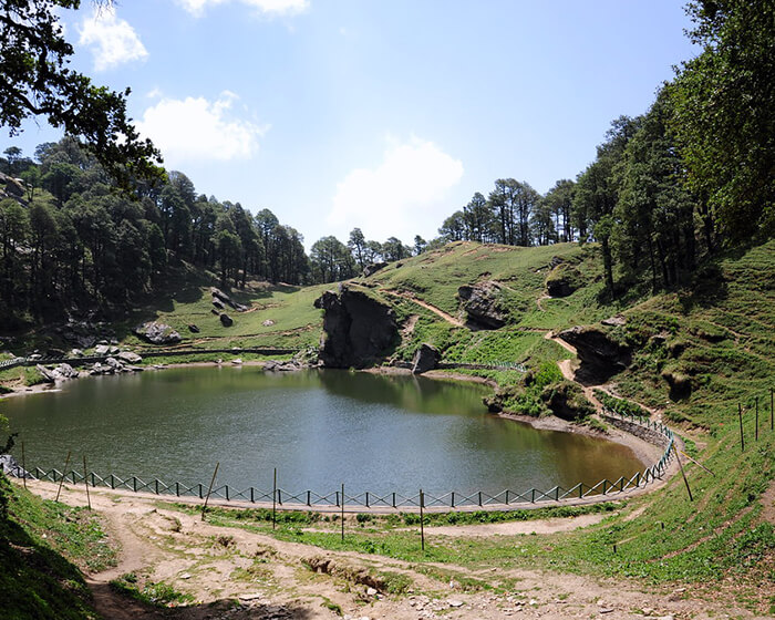 serolsar-lake-kullu-the-apple-crest